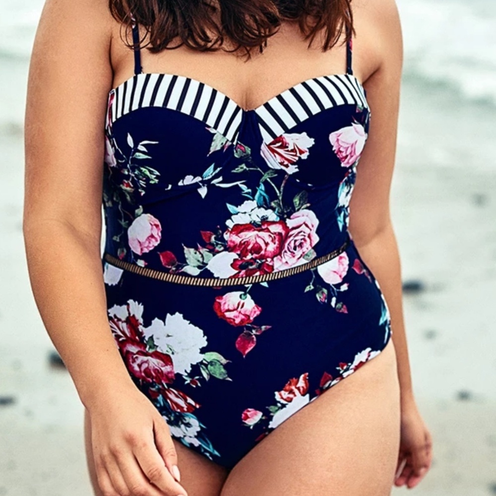 CUPSHE vivid floral swimsuit NWT XXL size